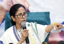 SC to Urgently Hear Mamata Banerjee’s Plea Against EC Freeze on TMC Name, Symbol